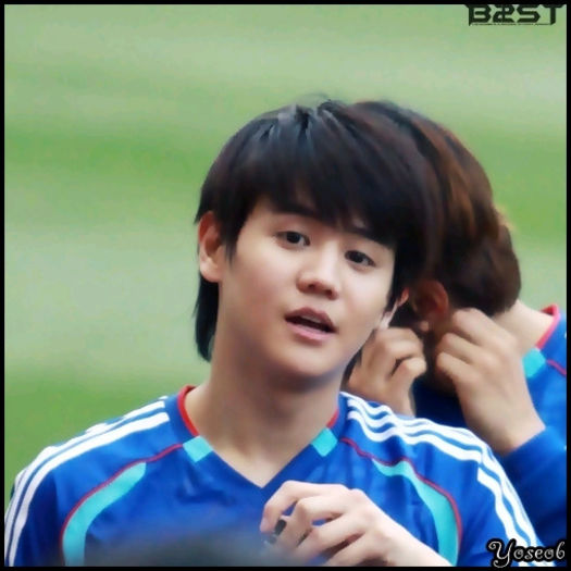 [X] ..[prefacandu`se speriat] ..NUu nuu nuu.. :-ss ..Nu ma omori.. te rooog.. :-< T~T