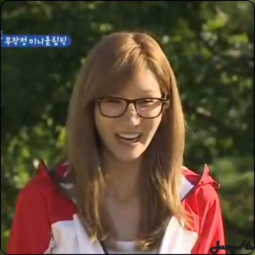 • Asa ziceam si eu, horroristule..:)..:))[ii da drumul] Seob..vrei sa incerci tu? :))