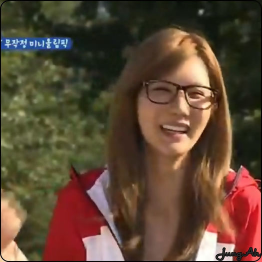 • [striga] Seob, pe unde esti maica? :)) Te-a prins Bom..sau vreo fantoma? :))