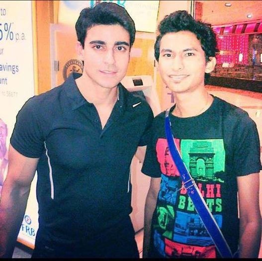 946612_176861602486614_755834263_n - Gautam Rode