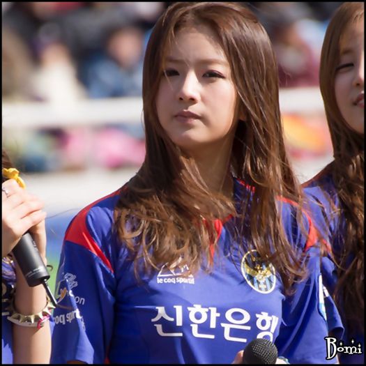 |B| [isi pune capul pe umarul lui] Oppaa,ti loog. :o3 :"> :)).