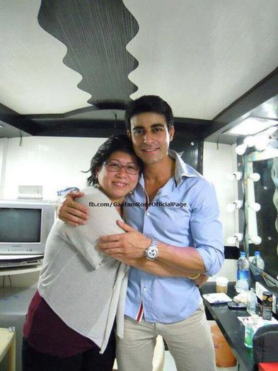 935055_176541149185326_1872743143_n