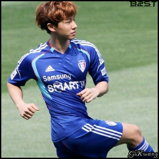 [KK] .. -_- ..[ face ex de incalzire] ..Am murit de frig langa masina.. si iar ma pui sa plec? :-w