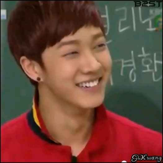 [KK] ...[intra] Imi este cam.. umm.. sete. :) :-L