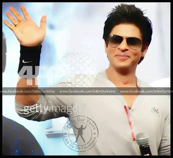 1011492_474737959287639_835285554_n - Shah Rukh Khan