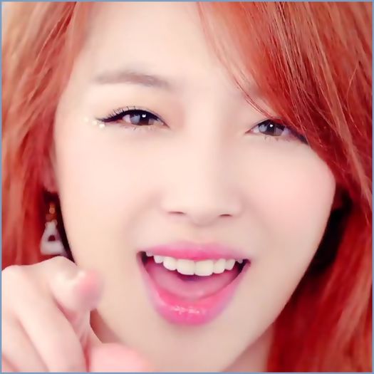 `.. [i.p] .. HA! Ai recunoscut. :"> .. :-L .. :)) ..