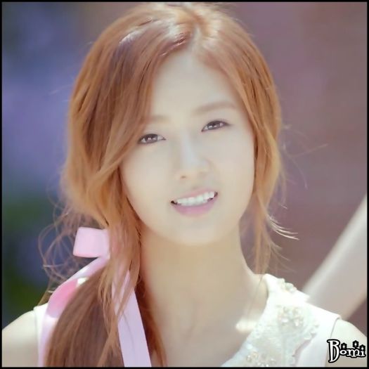 |B| N`am fost eu. :( :)).