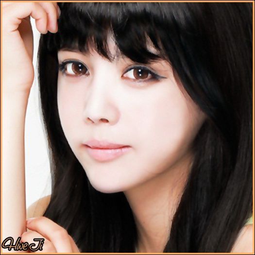 ✿ .. Poti venii la mine si Ailee..pana iti gasesti colega. ^^ .. Seobie..multumesc. :"> ..