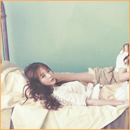 ^^.. =vorbind la telefon= Sigur oppa. :) Ce vrei JOON? :-L :))