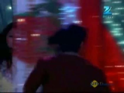 00_01_53 - P-Sapne Suhane Ladakpan Ke Dec 18 Episode Song - Purvi Onir and Arjuns Performance-P