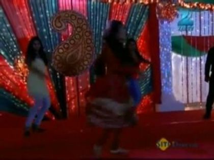 00_01_22 - Asha Negi 3