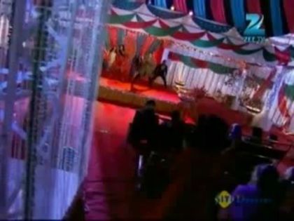 00_01_27 - Asha Negi 3