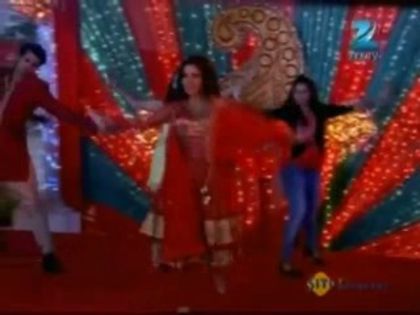 00_01_51 - Asha Negi 3