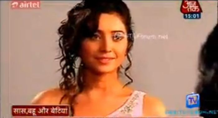11 - Asha Negi 3