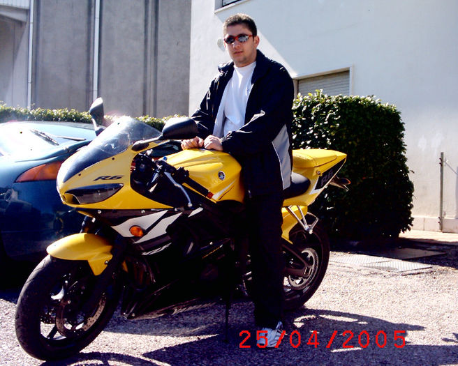 Yamaha R6 - 2004