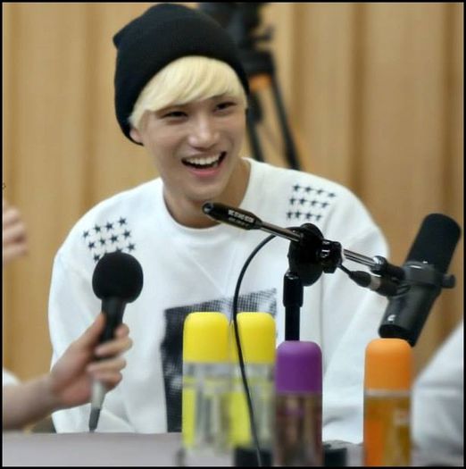 (Kai) ..Bine. ;;) ..(se uita la ceas) E 18:10.. :-?
