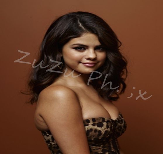07.09 - Toronto International Film Festival - Portraits - x - SG - Photoshoot 009 - Selena