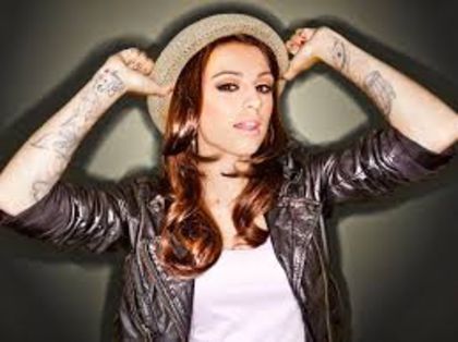 Cher Lloyd - Cher Lloyd