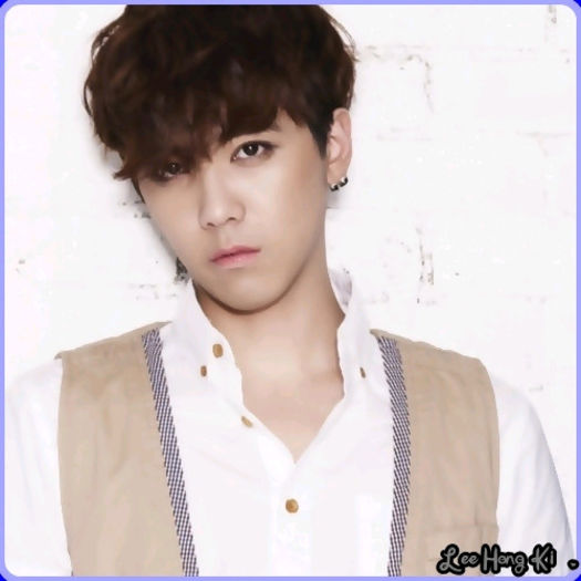 << ...-__- ..[se ridica] ..ma duc acasa.. o sa aiva nevoie de supa.. si apa cu miere.-_-[pleaca]