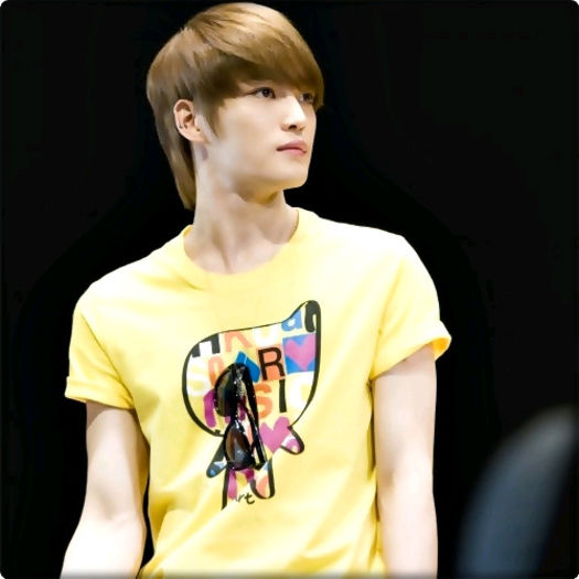 >> ...Mhm. iar tu JiYoon.. ar fi bine sa treci acasa. :)