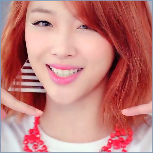 `.. Daa,distractie..yeey. :D .. -.- .. [bea] ..
