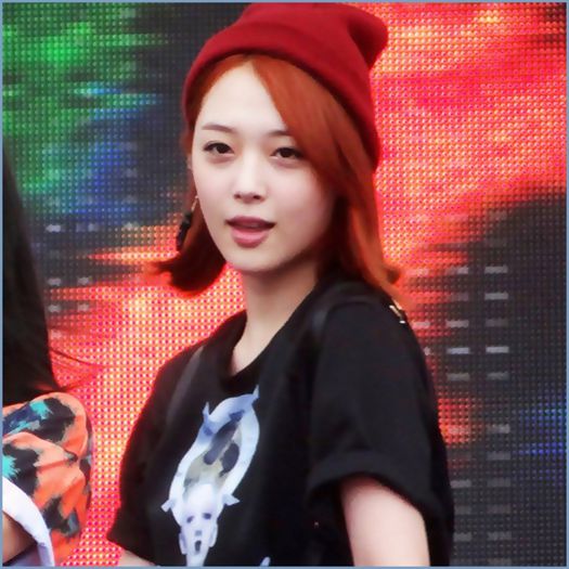 `.. Asa. :o3 .. :)) .. JungAh..ti`a papat pisica limba? :)) .. - l - x - Episodul 74 - x - l