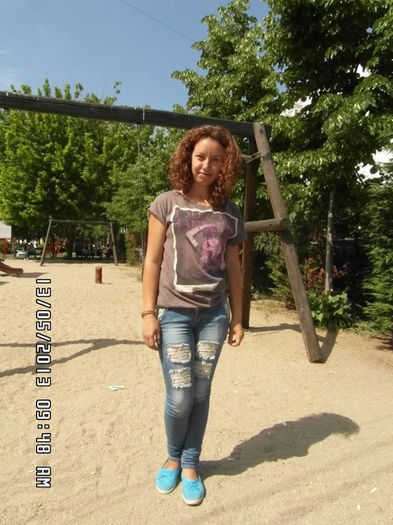 (00)946877_462304607179186_1603030229_n - alisa