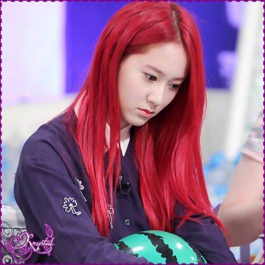 |< .. (afara) .. Yaa. :)) .. Inceteaza. :)) . .:3 ..