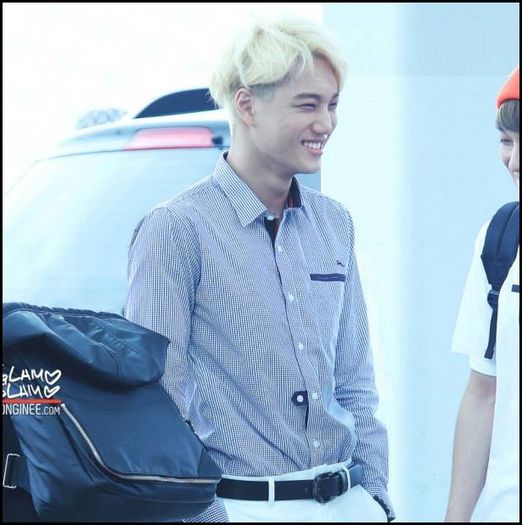 (Kai) .. Krys,haide sus..Noapte buna porumbei. ;;) (O ia dupa gat,pleaca) - l - x - Episodul 75 - x - l