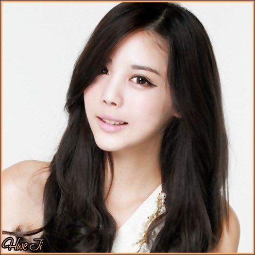 ✿ .. Noh,stai jos si tu. :3 .. :)) ..