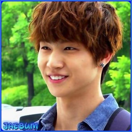 <3 .. Cine a lipit`o? :> .. Tuu? :)) ..