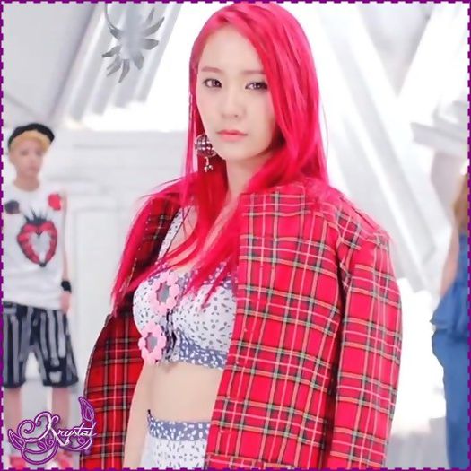 |< .. Oke. :-?? .. Sull,eu merg sa`mi pregatesc bagajele. :) .. (pleaca sus) ..