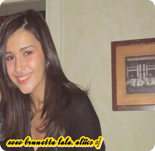 ;; Sara ... Cristi s - a despartit de tine doar pentru ca [ofteaza & click]; ;; a intrat la facultate in America ... si nu vrea sa renunte...
