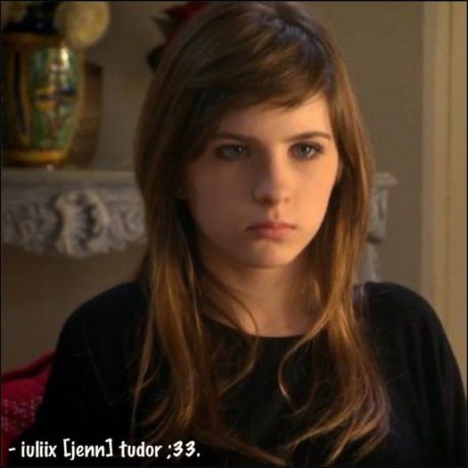 - [ îi trimite mesaj lui cristi =))) ; cristi :-w când o ceri pe sara , DIN NOU. .? P.S ; da , știu; - TOT ].

