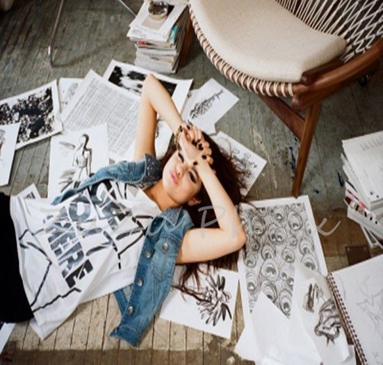 Photoshoot (Autumn Collection) - x - SG - Photoshoot 001 - Selena