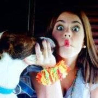 944479_295217337291342_601821196_n - MARTINA STOESSEL