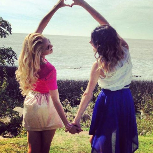 424544_239678259504404_1771084831_n