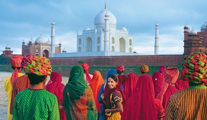 IND_TajMahal_tourism_blog1 - Amazing Colorful India