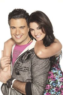 155392_135558143167053_4558850_n - x-La hermosa reina Maite Perroni