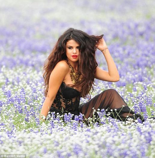 ~♥~Selena~♥~
