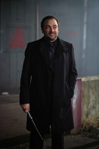 ღCrowleyღ - O_o Mark Sheppard O_o