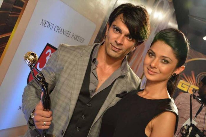 968850_561004767291170_2082247406_n - Jennifer and Karan Singh Grover