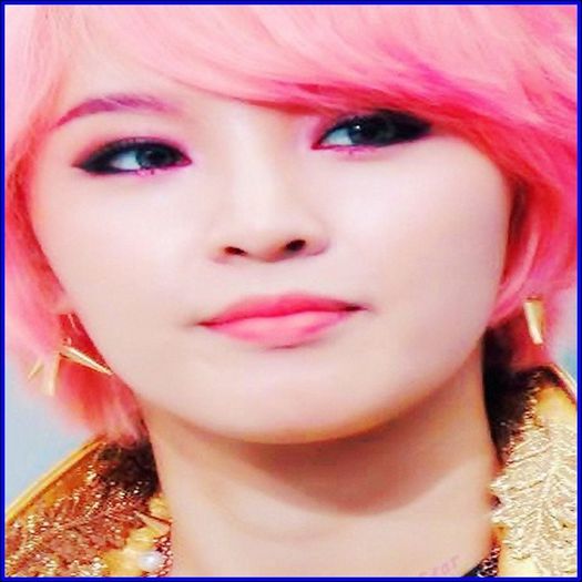 .` |intra in casa cu So Eun|..Haidee..:o3..Te rog !...:)