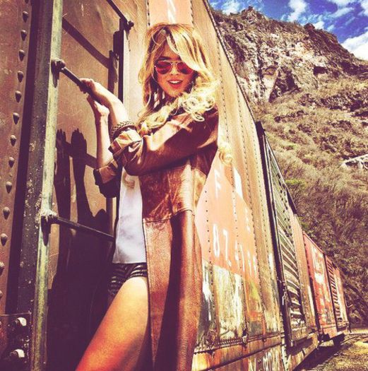 Eiza♥ (1)