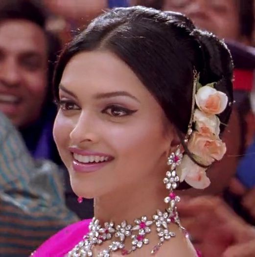Om Shanti Om 2007 Hindi BRRip 720p x264 AAC 5.1...Hon3y.mp4_000837044