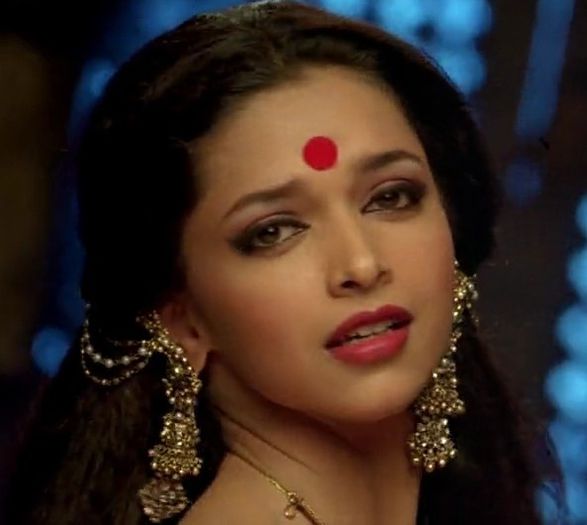 Om Shanti Om 2007 Hindi BRRip 720p x264 AAC 5.1...Hon3y.mp4_000973514