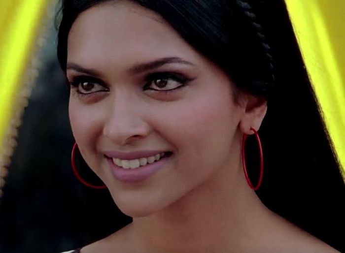 Om Shanti Om 2007 Hindi BRRip 720p x264 AAC 5.1...Hon3y.mp4_002196110