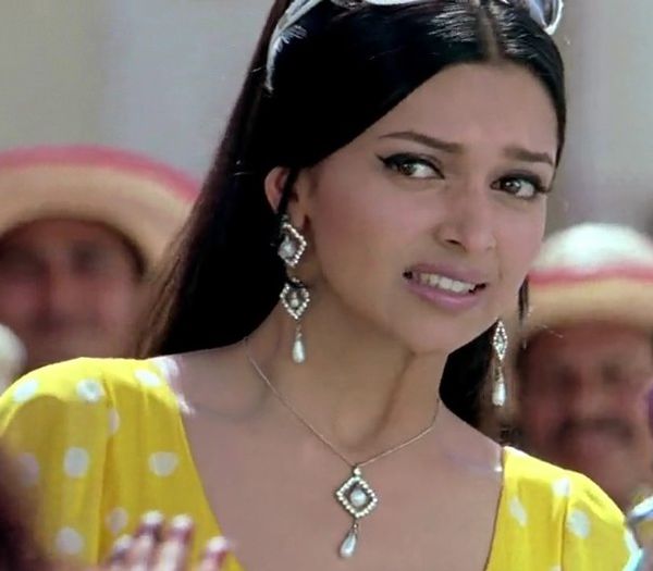 Om Shanti Om 2007 Hindi BRRip 720p x264 AAC 5.1...Hon3y.mp4_002433347