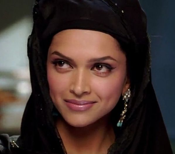 Om Shanti Om 2007 Hindi BRRip 720p x264 AAC 5.1...Hon3y.mp4_002702658