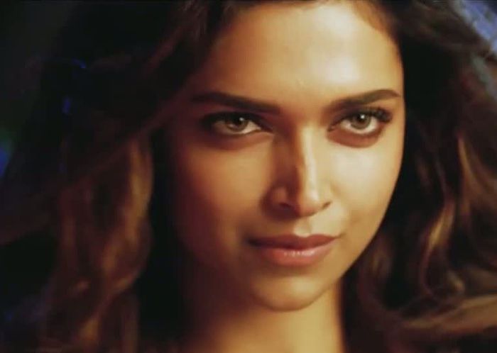 race 2 trailer (17)